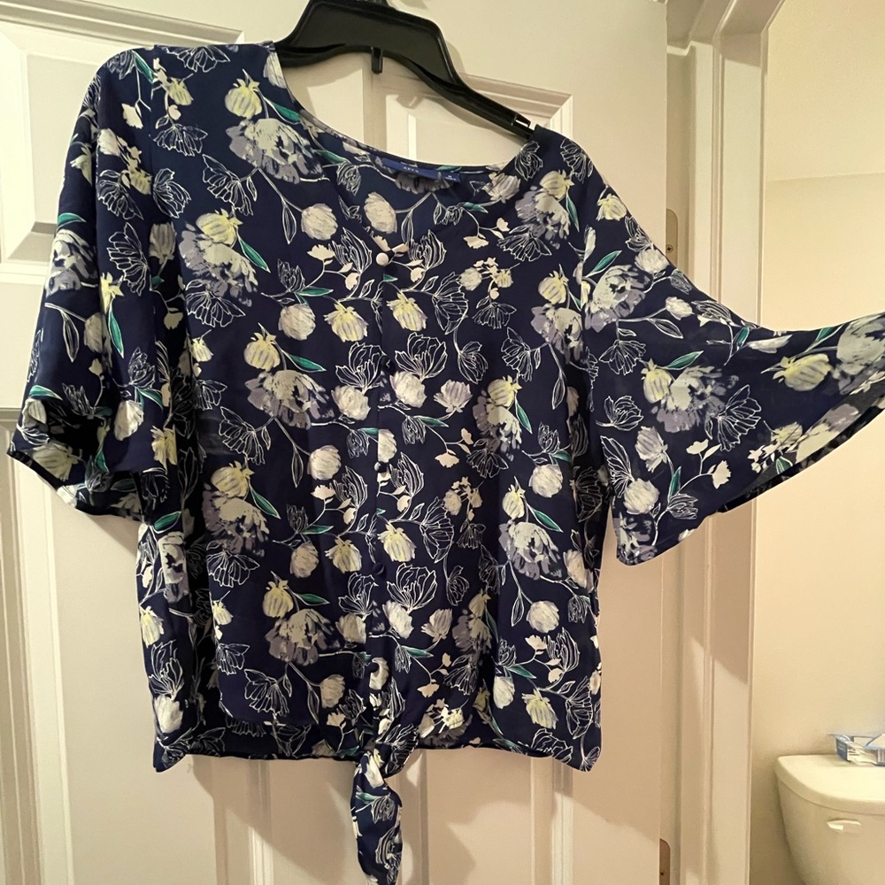 Blouse, brand new